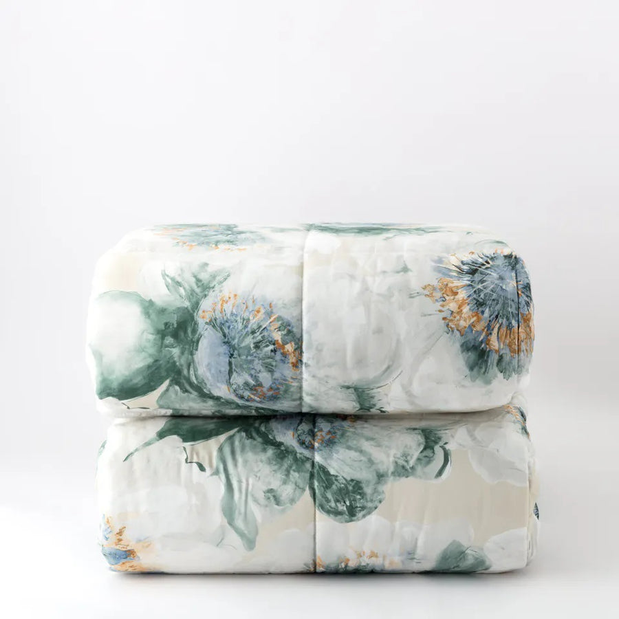 Trapunta in raso di cotone con stampa digitale floreale - Hellebro trapunta