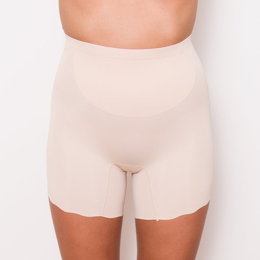 Guaina contenitiva senza cuciture con rinforzo sul davanti - Shapewear Short