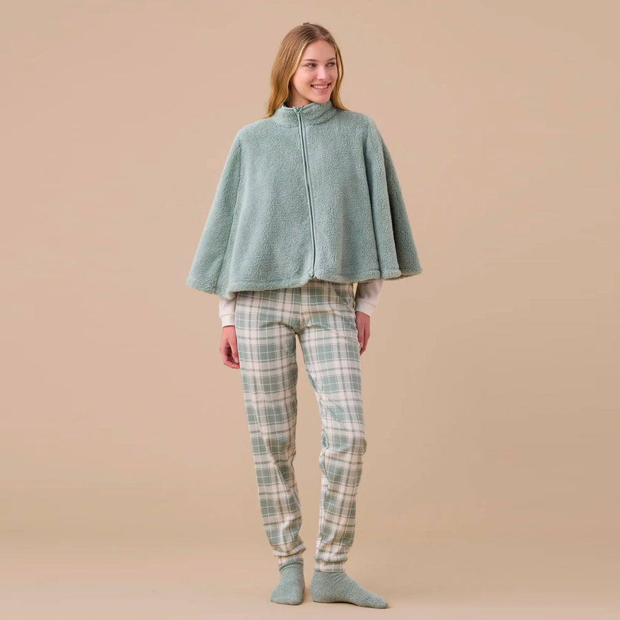 GE3044 - Poncho donna in eco pelliccia con lurex