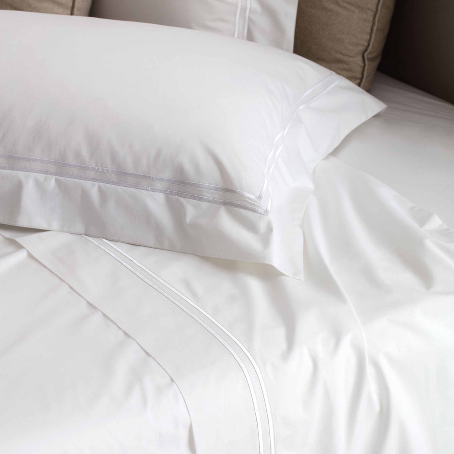 Clarissa Completo letto Matrimoniale con bordo in percalle