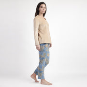 63641-0 - Pigiama in coral scollo a v pantalone floreale