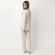 63647-0 - Pigiama in modal con collo in raso aperto avanti