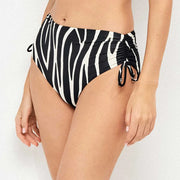 Costume due pezzi con slip vita alta regolabile e reggiseno con ferretto - 2/30276