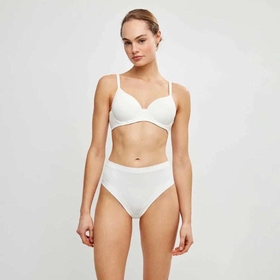 1/10093C - Reggiseno foderato con coppa e ferretto in coppa C