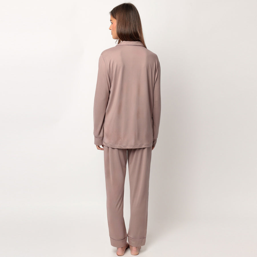 62617-0 - Pigiama in modal aperto avanti con rifiniture in raso