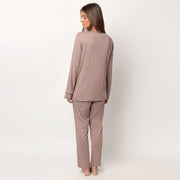 62643-0 - Pigiama in modal girocollo con rifiniture in raso