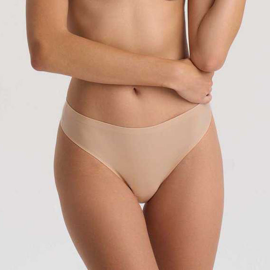 Easy stretch thong -