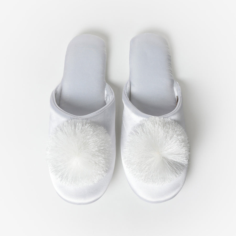 69041-0 - Ciabatte in raso con pompon