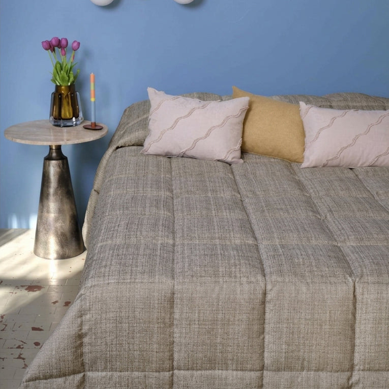 TF23825 Trapunta Minardi - Trapunta realizzata in Jacquard con lavorazione a rilievo