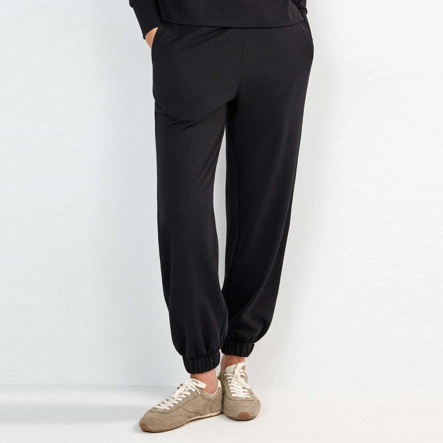2/70032 - Coordinato donna con pantaloni e felpa