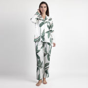 63611-0 - Pigiama aperto avanti stile camicia fantasia floreale in caldo cotone