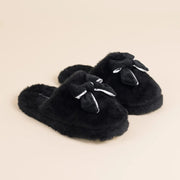 PF3106 - Pantofola invernale donna in eco-pelliccia con fiocco