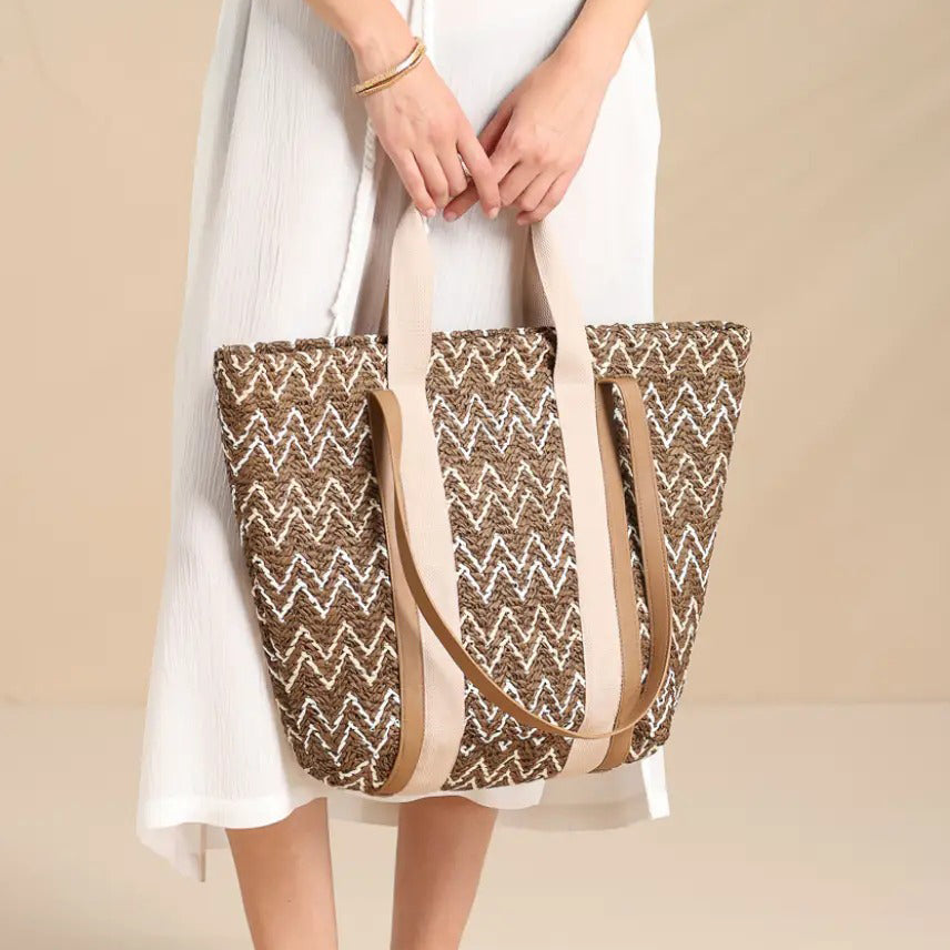 Borsa in rafia con zip  motivo zig zag. - TR1005