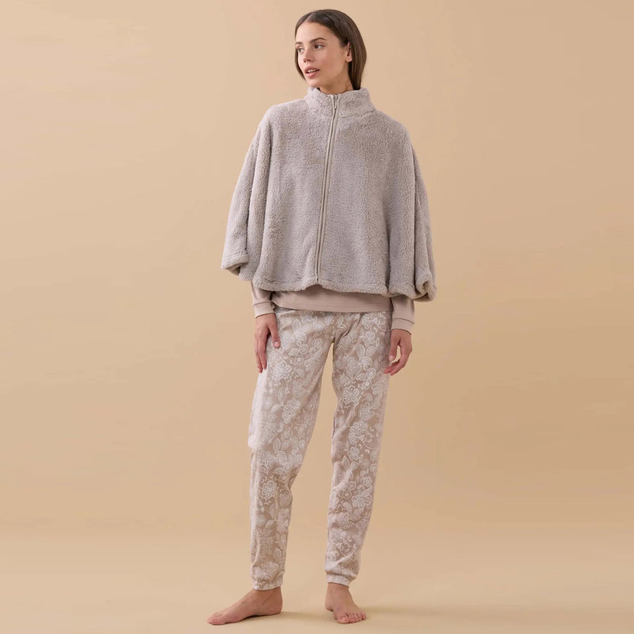 GE3044 - Poncho donna in eco pelliccia con lurex