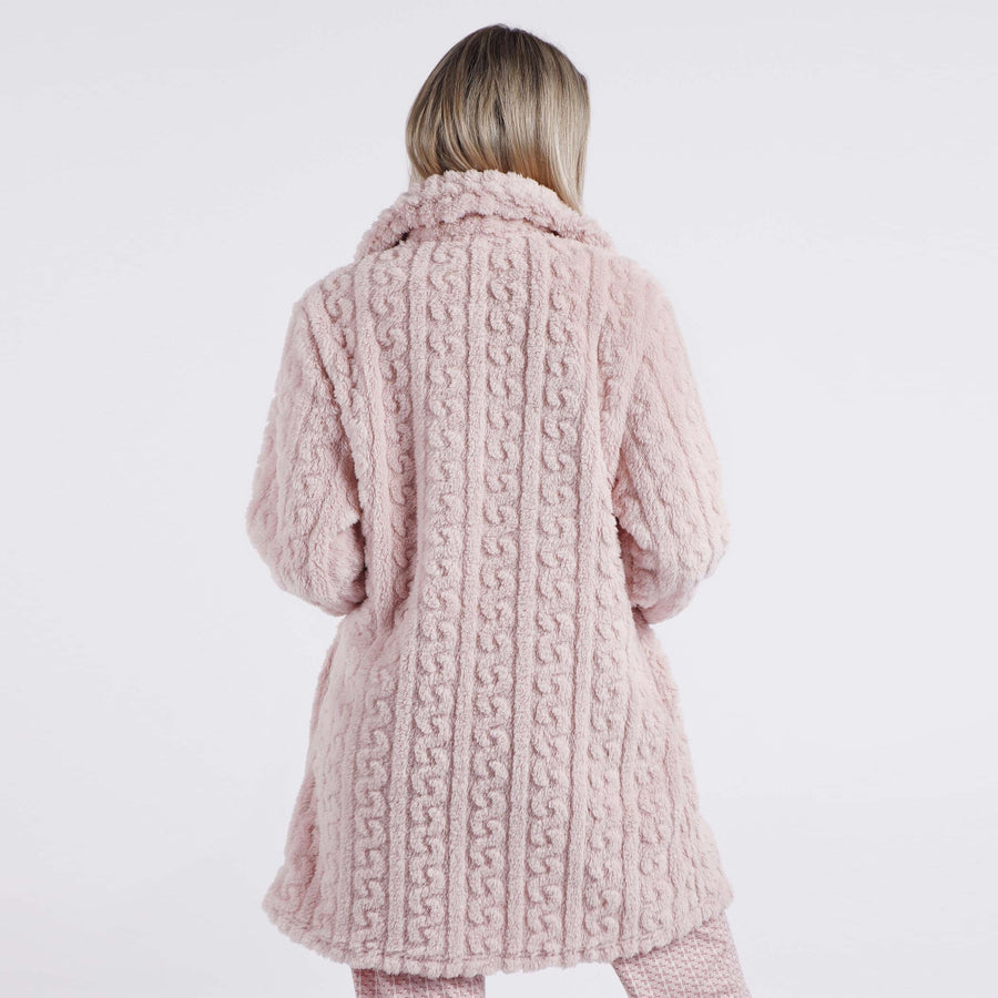 67040-0 - Vestaglia in coral effetto treccine con bottoni