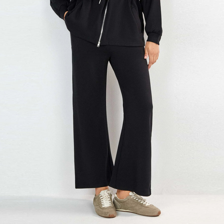 2/70034 - Coordinato donna con pantaloni e felpa