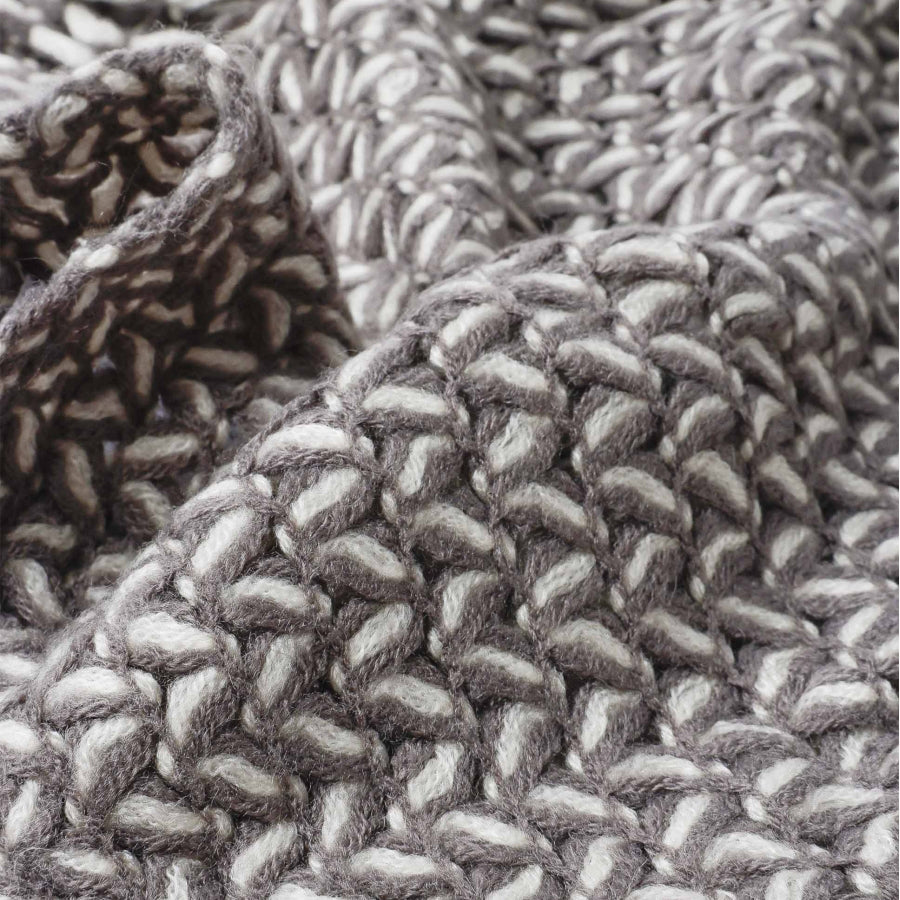 69114-0 - Plaid intrecciato con frange