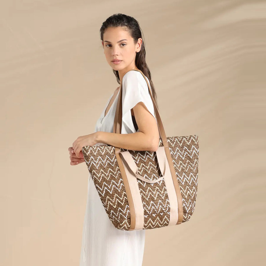 Borsa in rafia con zip  motivo zig zag. - TR1005