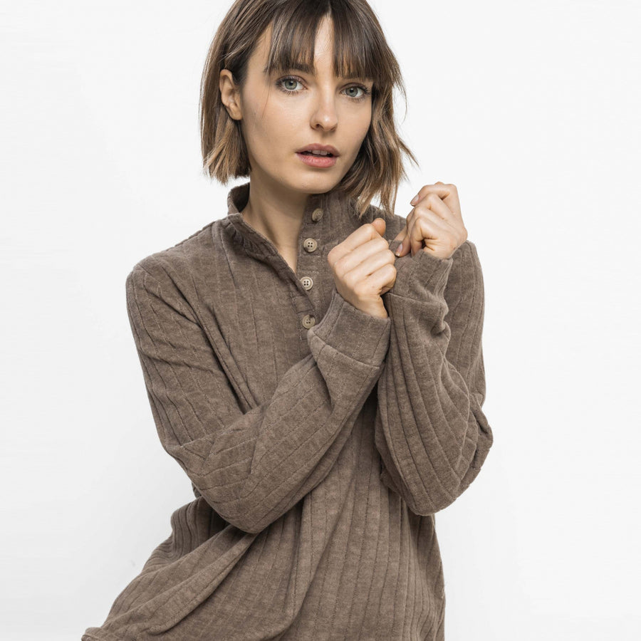 64641-0 - Pigiama a maniche lunghe in maglia con collo alto