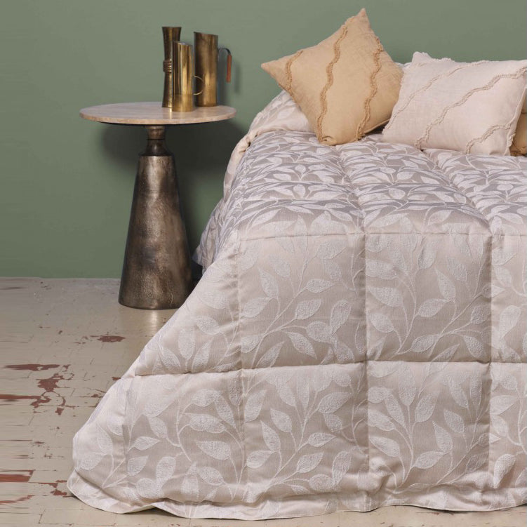 TF23754 Trapunta Minardi - Trapunta realizzata in Jacquard con lavorazione a rilievo