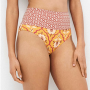 2/30397 - Costume due pezzi con slip vita alta regolabile e reggiseno con ferretto
