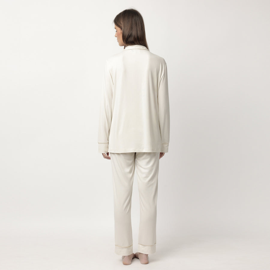 62617-0 - Pigiama in modal aperto avanti con rifiniture in raso